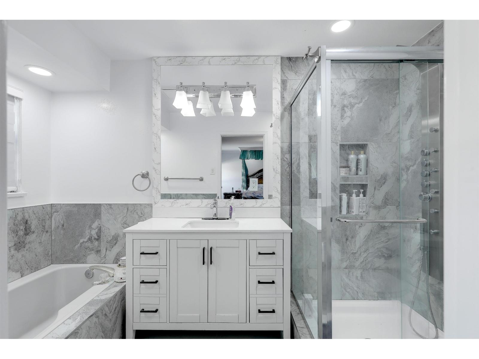 13571 60a Avenue Property Photo 13