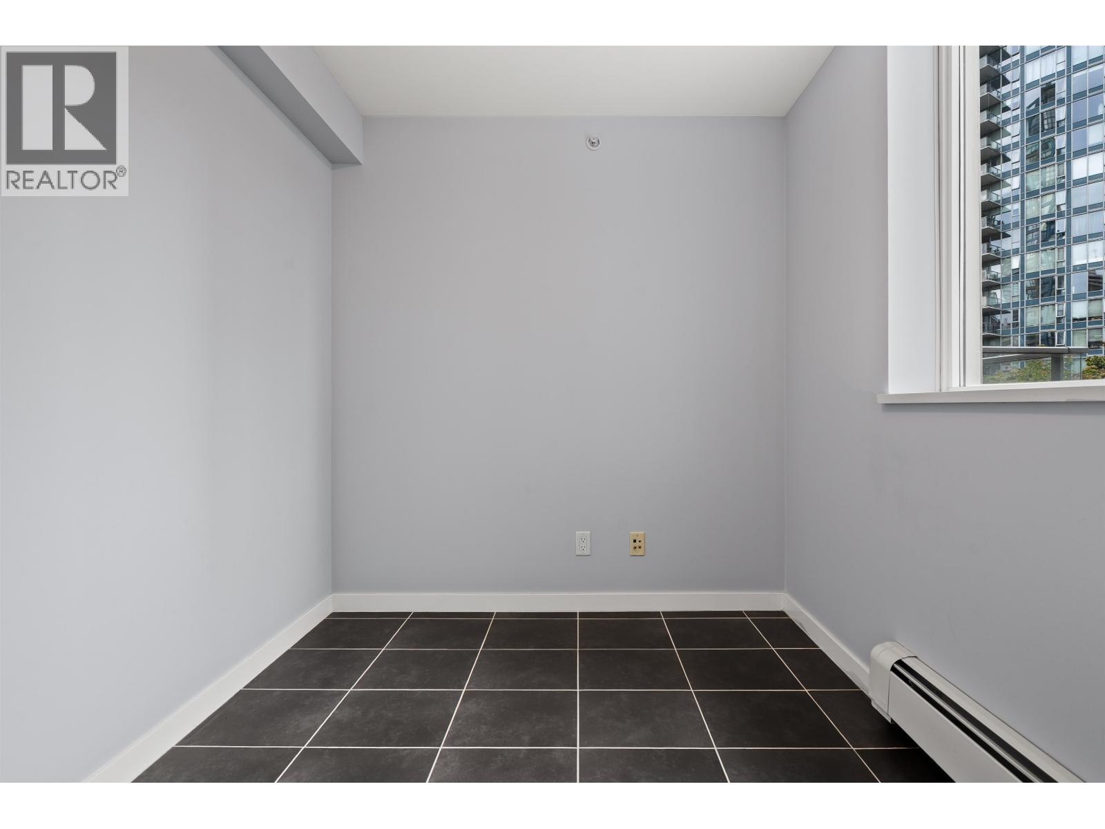 221 188 Keefer Place Property Photo 19