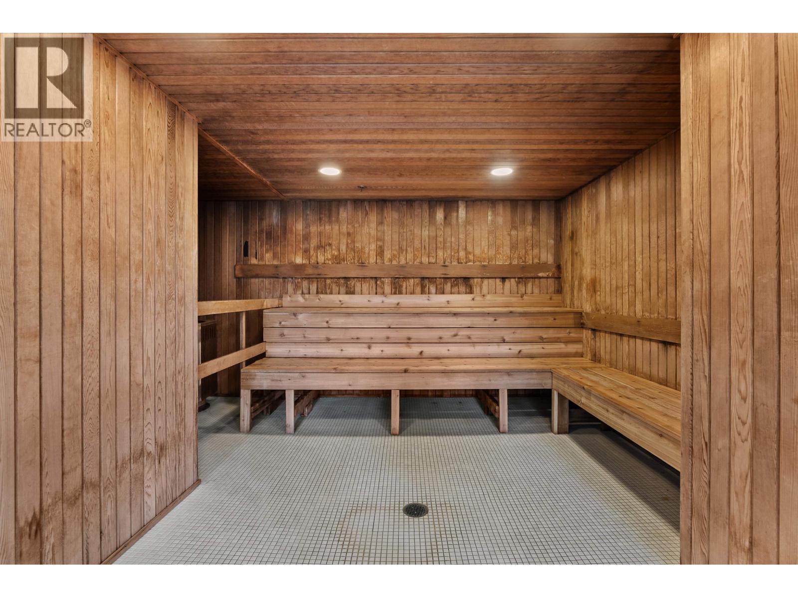 221 188 Keefer Place Property Photo 27