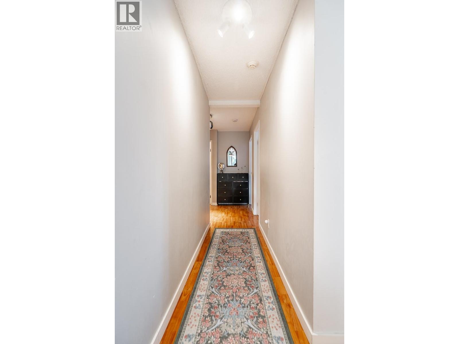 704 9541 Erickson Drive Property Photo 8