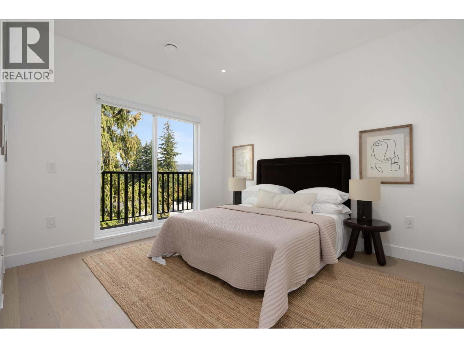 1 8483 16 Avenue Property Photo 22