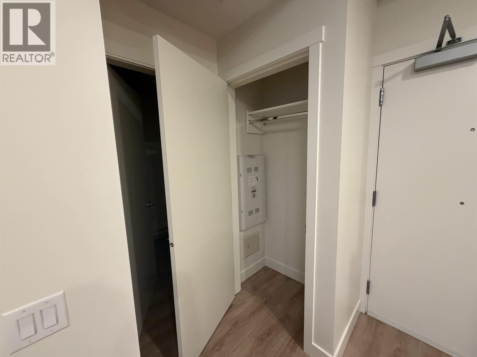 215 721 Anskar Court Property Photo 5
