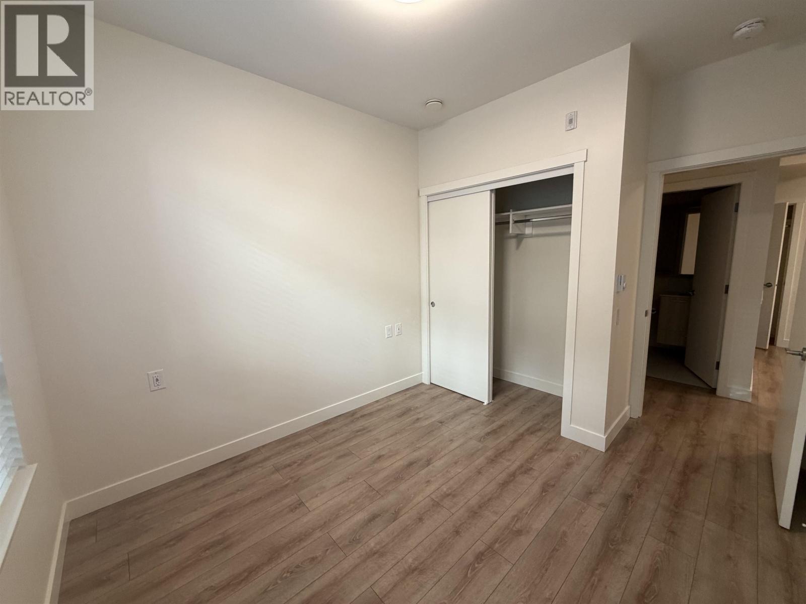 215 721 Anskar Court Property Photo 8