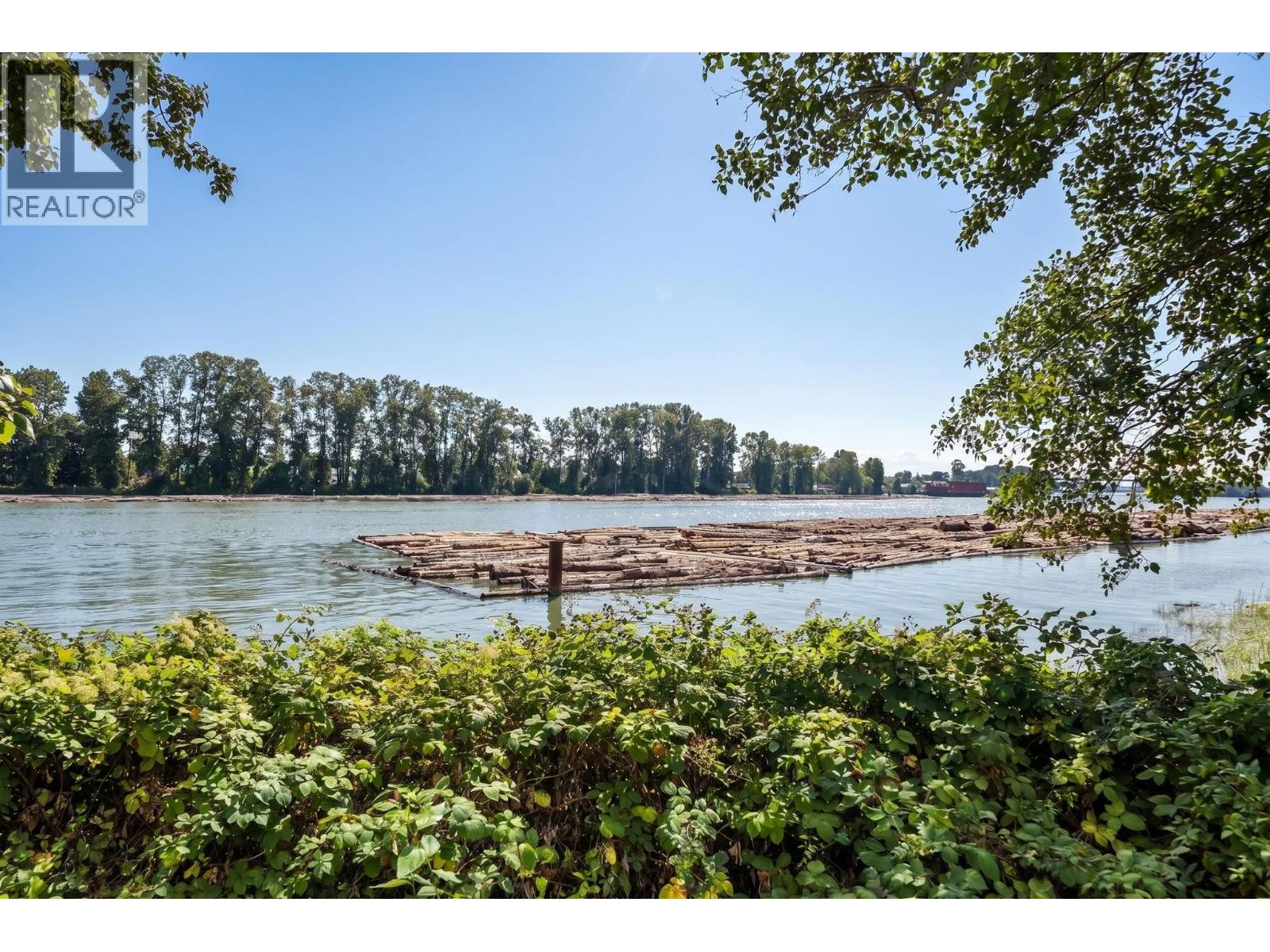 2408 Se Marine Drive Property Photo 37