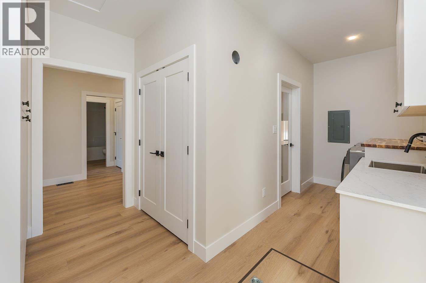 1454 N Blackburn Road Property Photo 15
