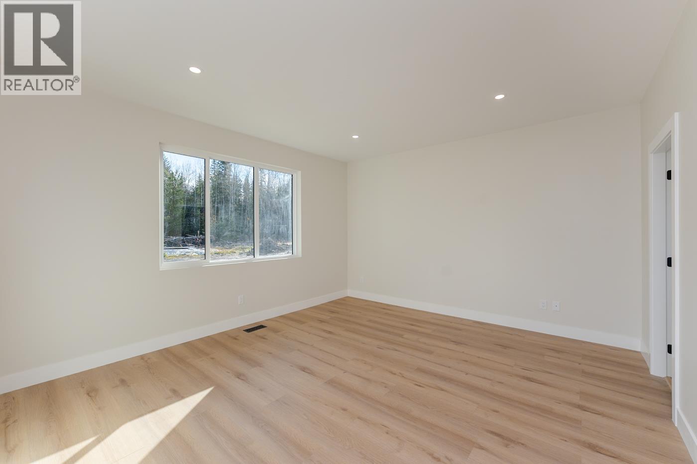 1454 N Blackburn Road Property Photo 22