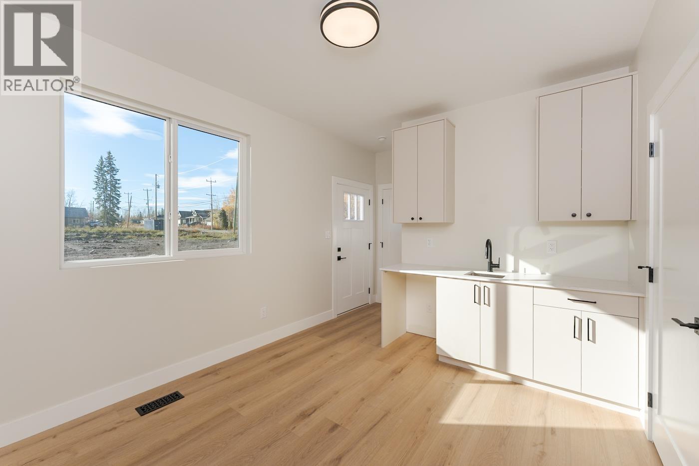 1454 N Blackburn Road Property Photo 25