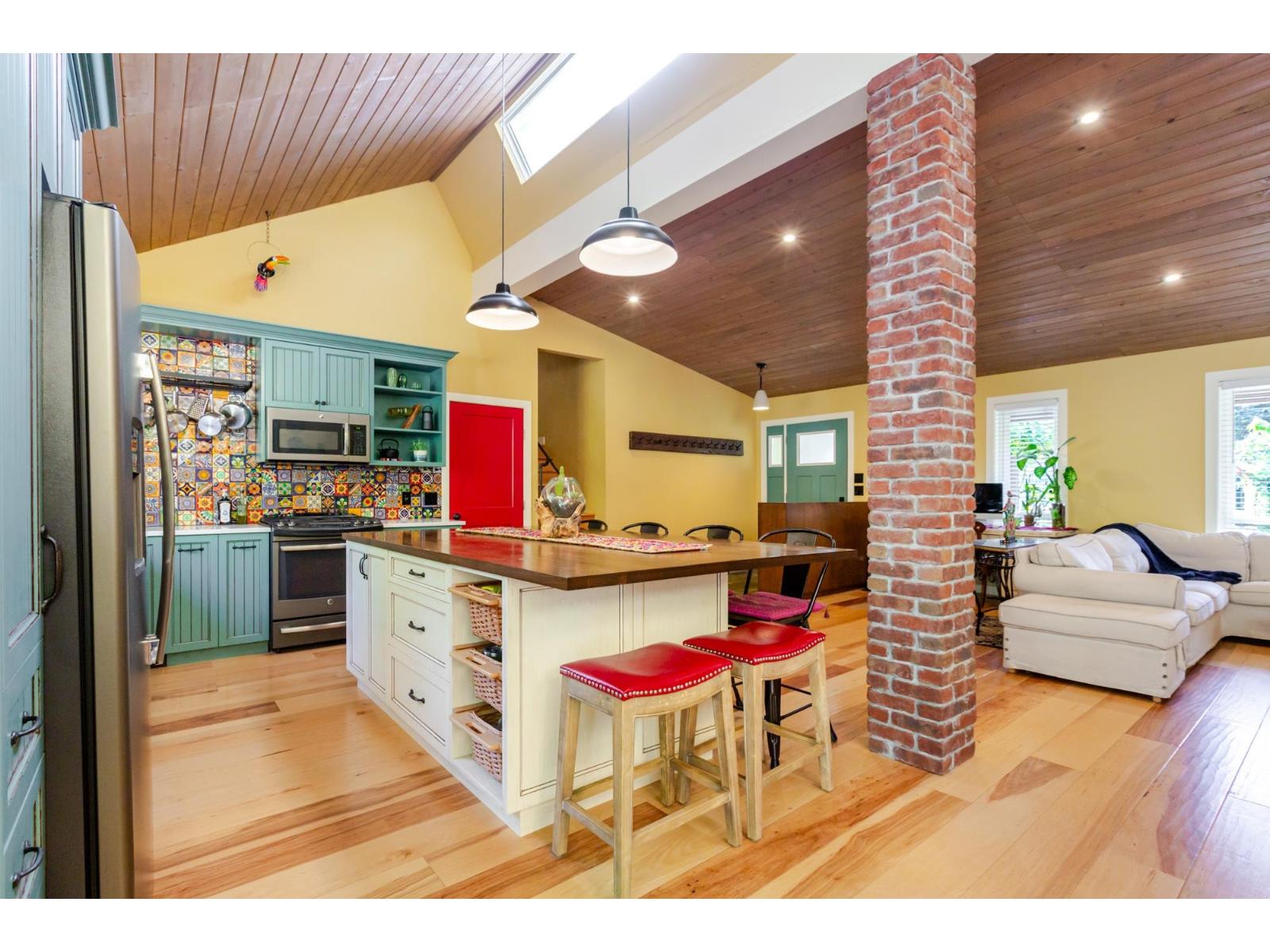 4958 198b Street Property Photo 10