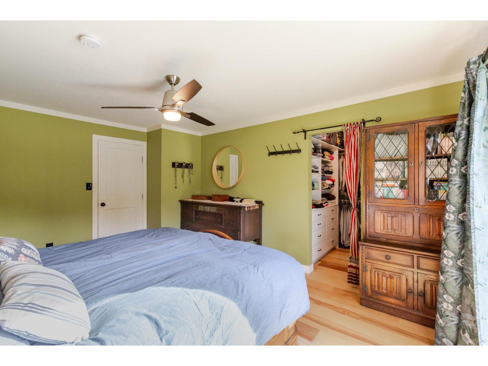 4958 198b Street Property Photo 24