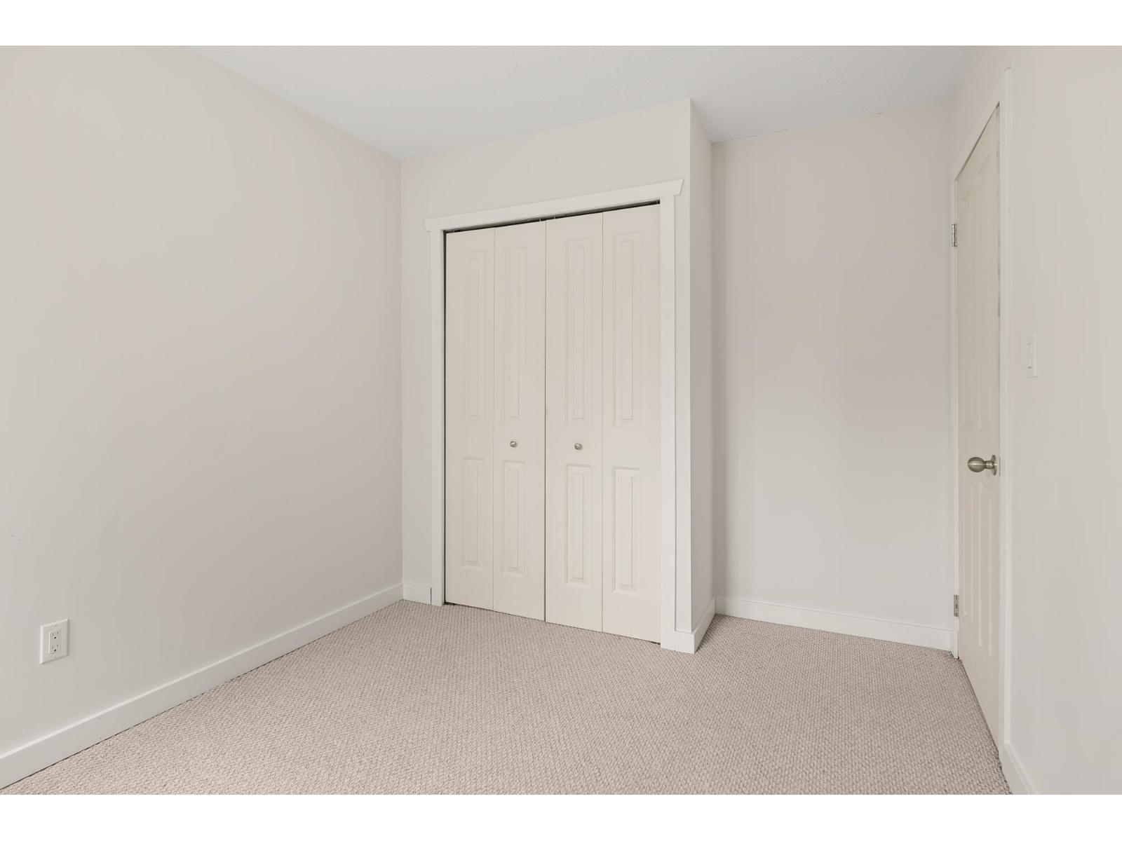 232 Davis Crescent Property Photo 18