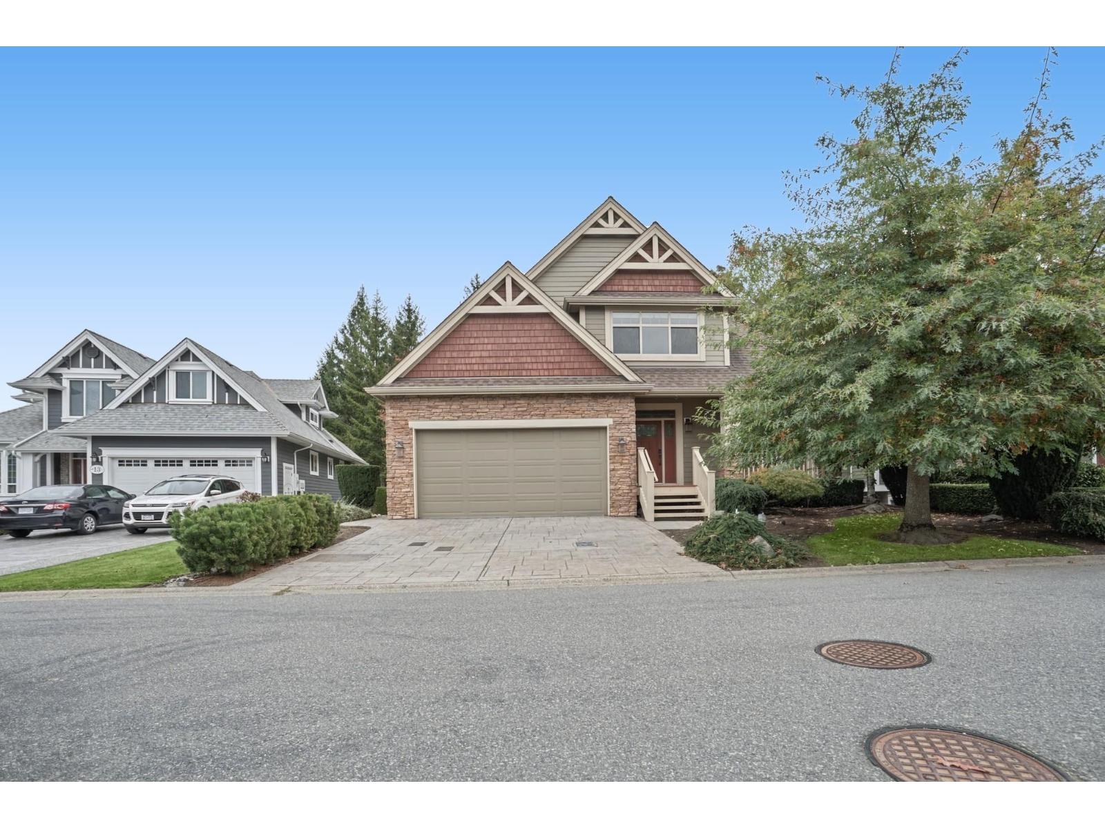 12 3800 Golf Course Drive Property Photo 1