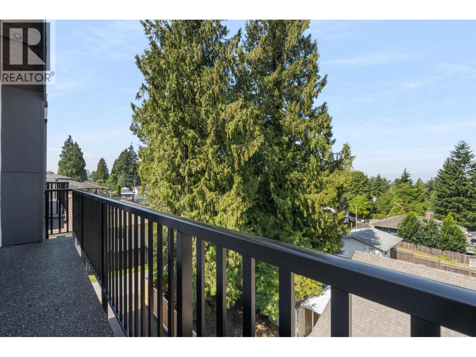 2 8483 16 Avenue Property Photo 22