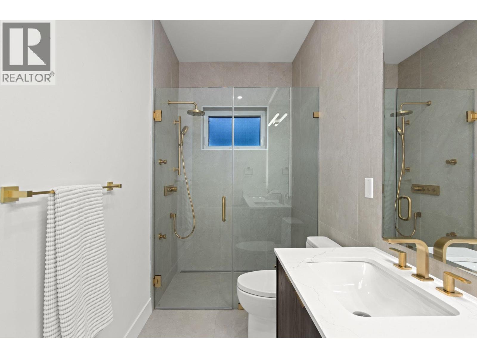 2 4549 W 11th Avenue Property Photo 18