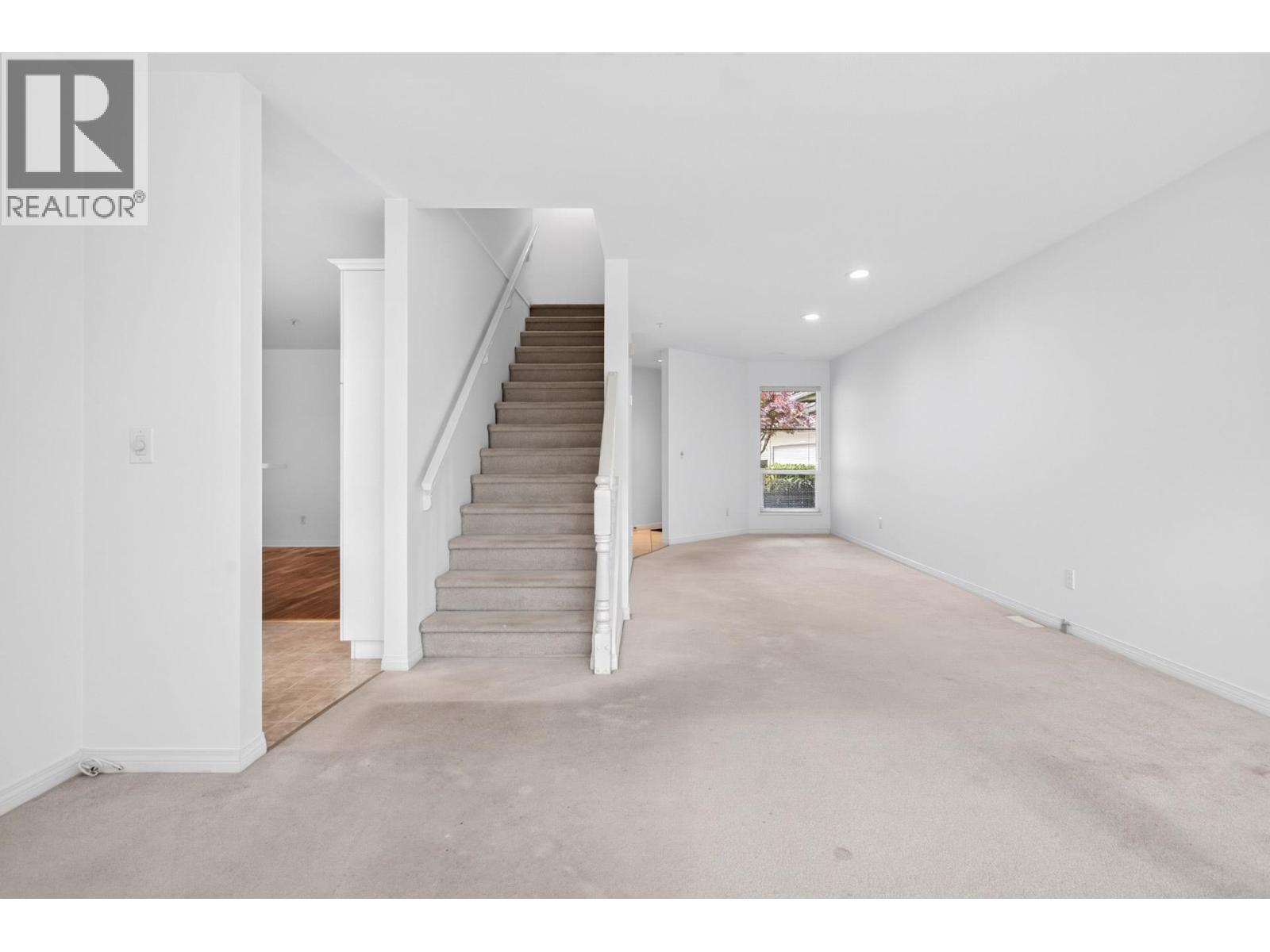 92 758 Riverside Drive Property Photo 9