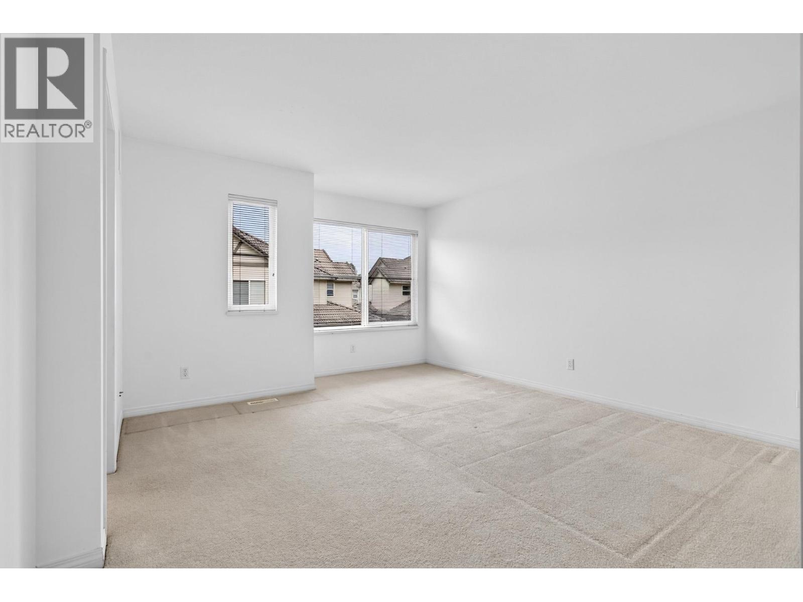 92 758 Riverside Drive Property Photo 24