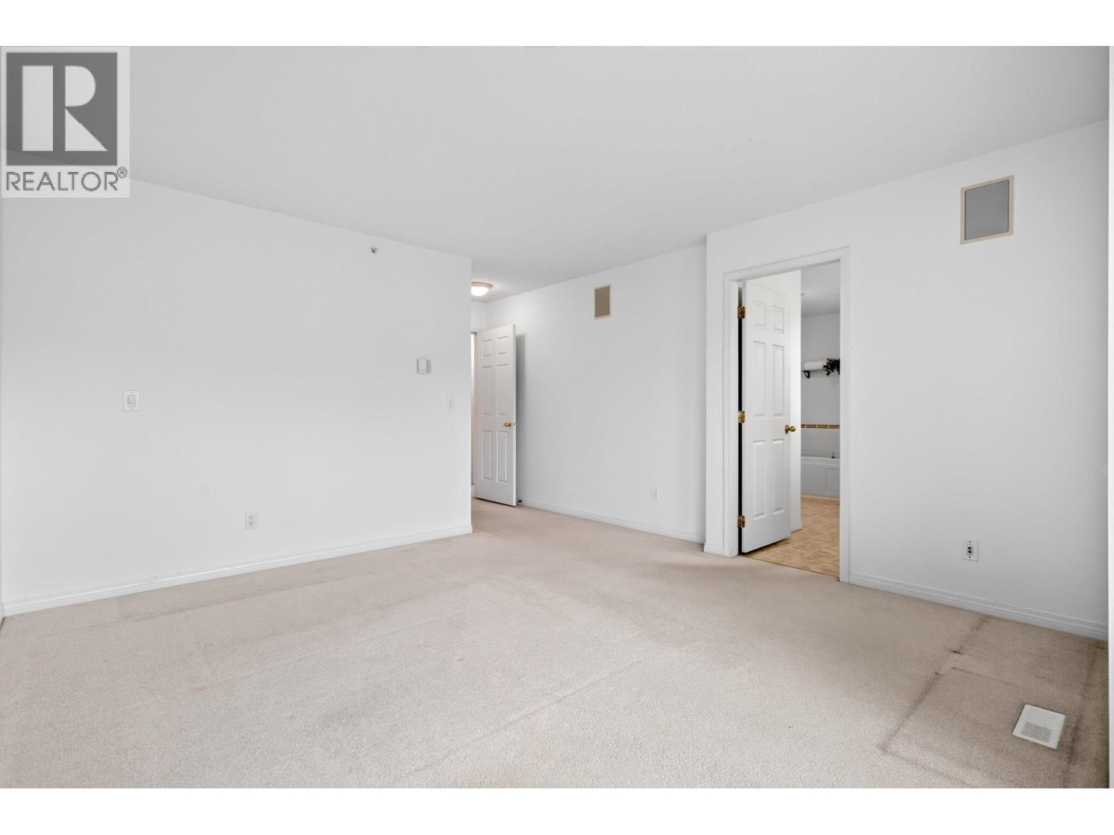 92 758 Riverside Drive Property Photo 25
