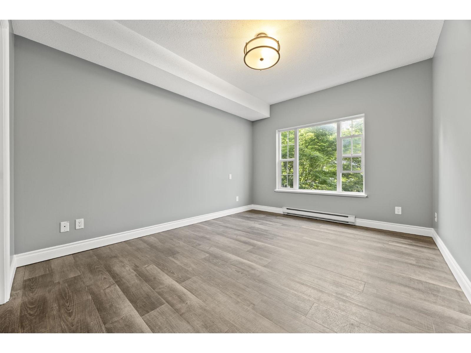 201 20286 53a Avenue Property Photo 10