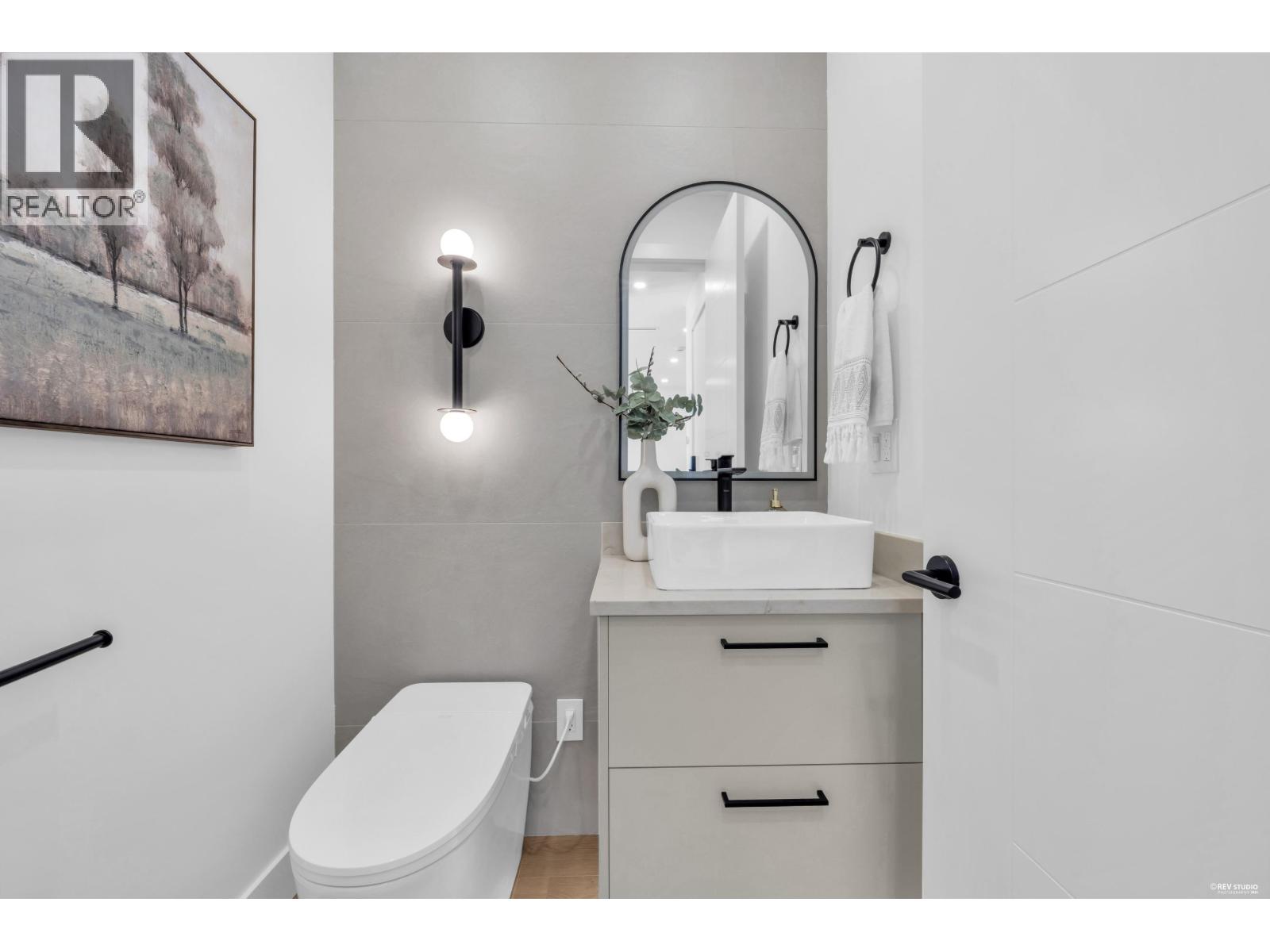 4 2316 Cliff Avenue Property Photo 15