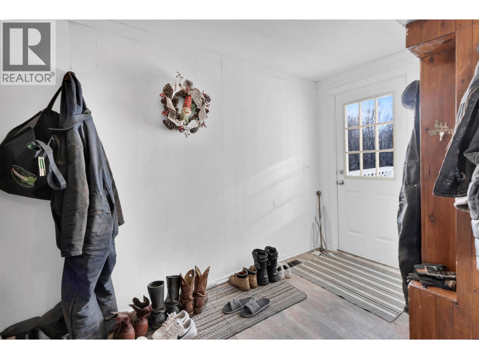 7545 Pooley Road Property Photo 3