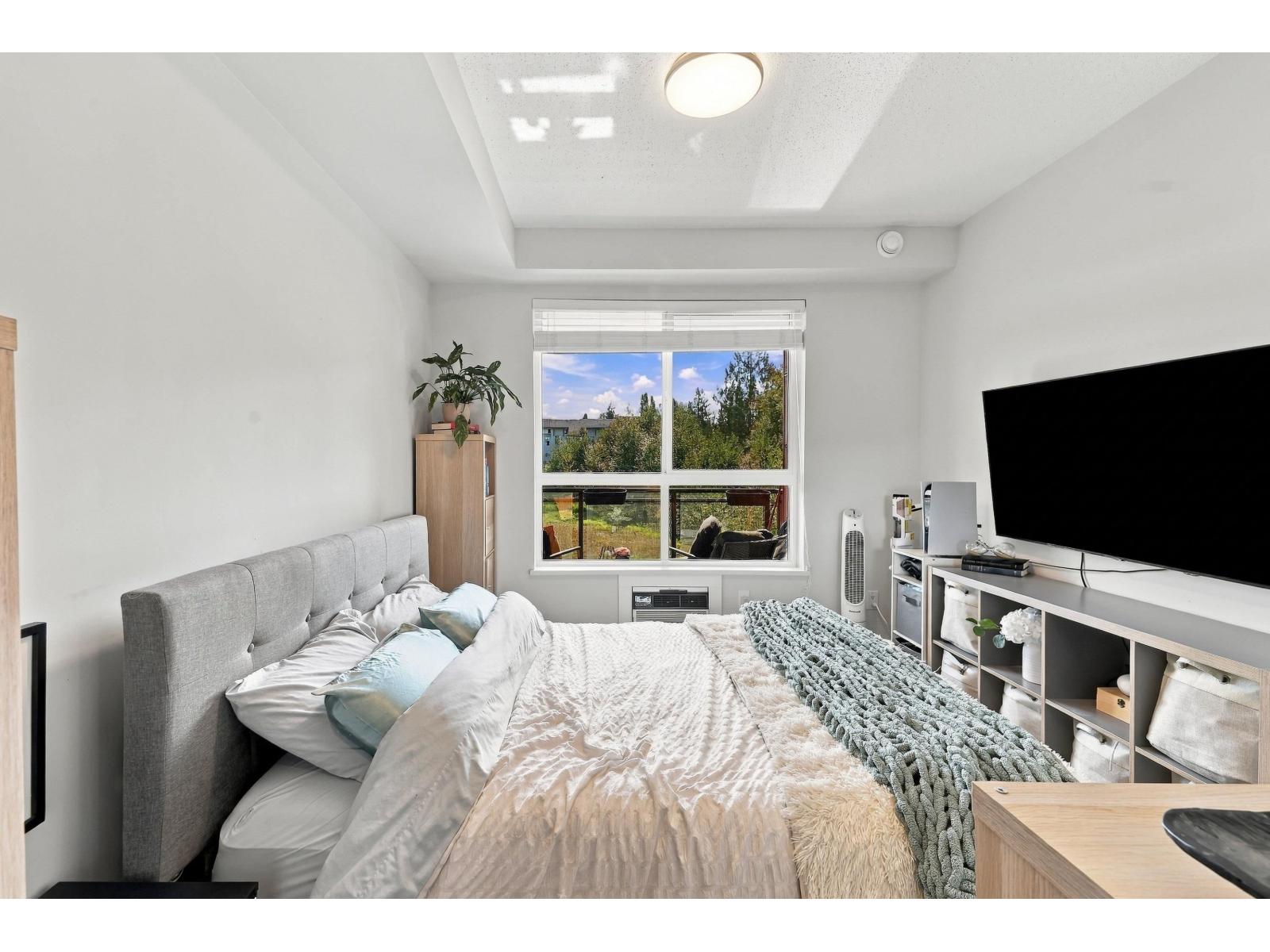 210 5485 Brydon Crescent Property Photo 12