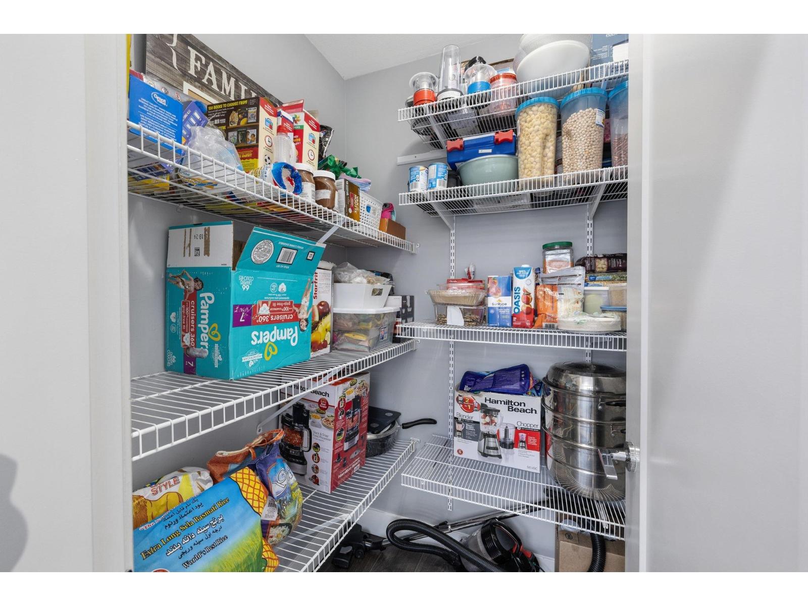 17 6971 122 Street Property Photo 11
