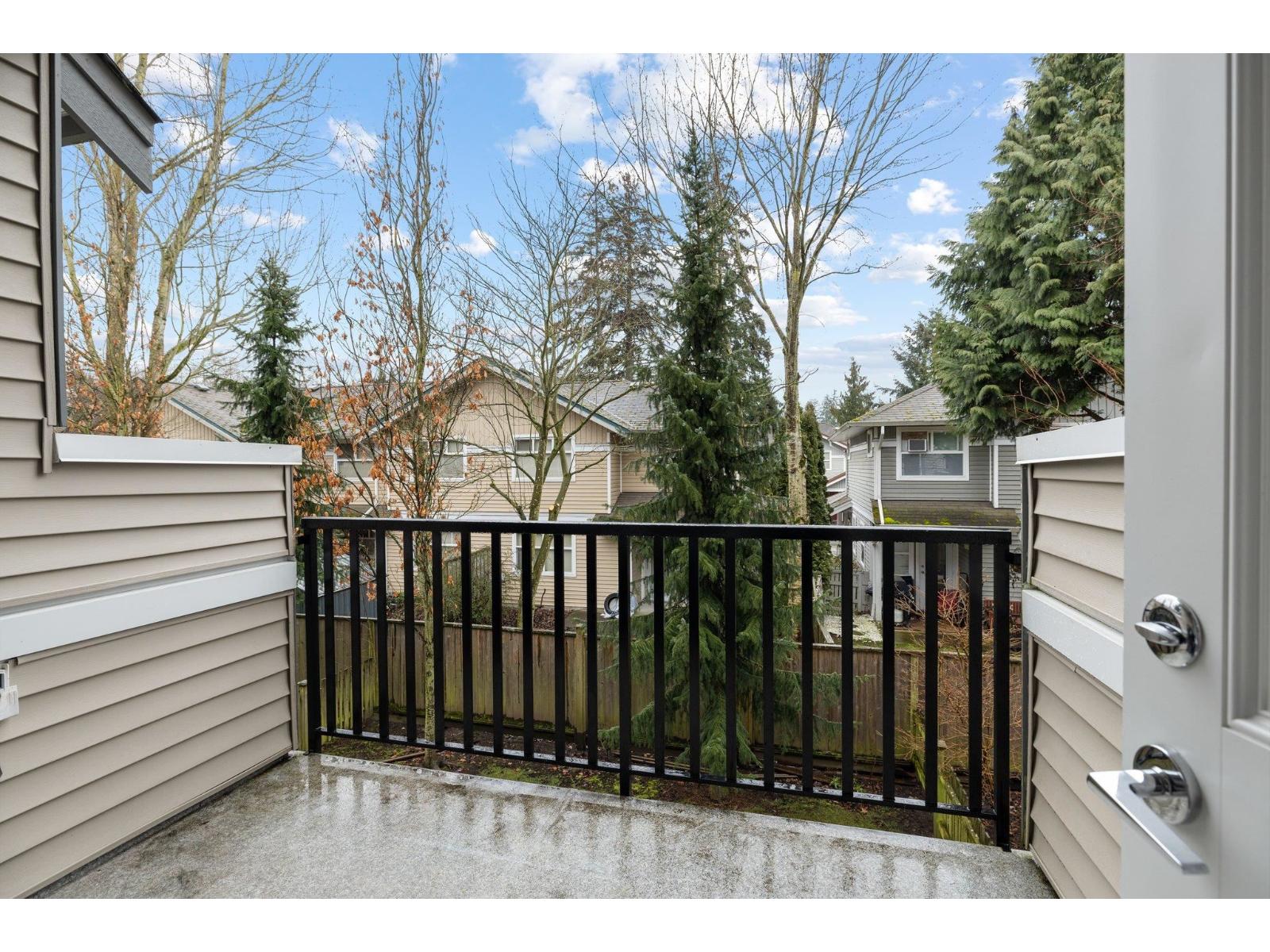 17 6971 122 Street Property Photo 13