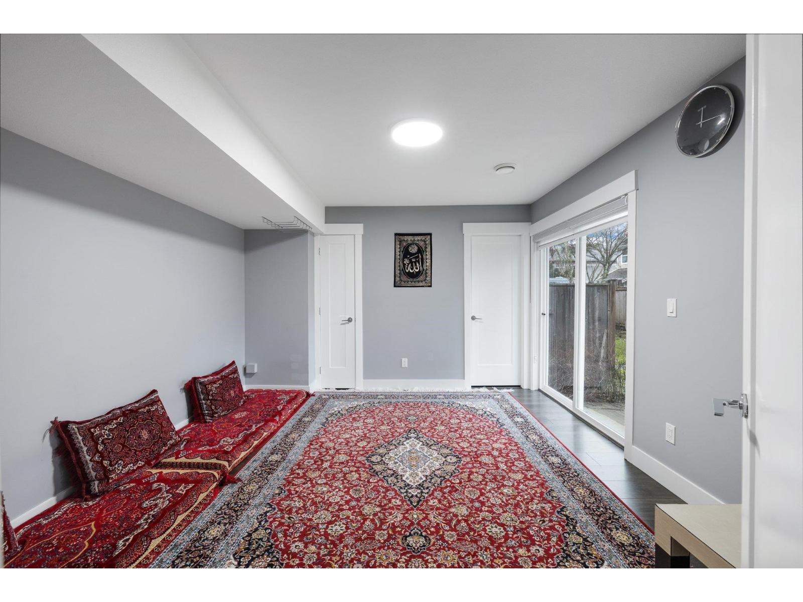 17 6971 122 Street Property Photo 14