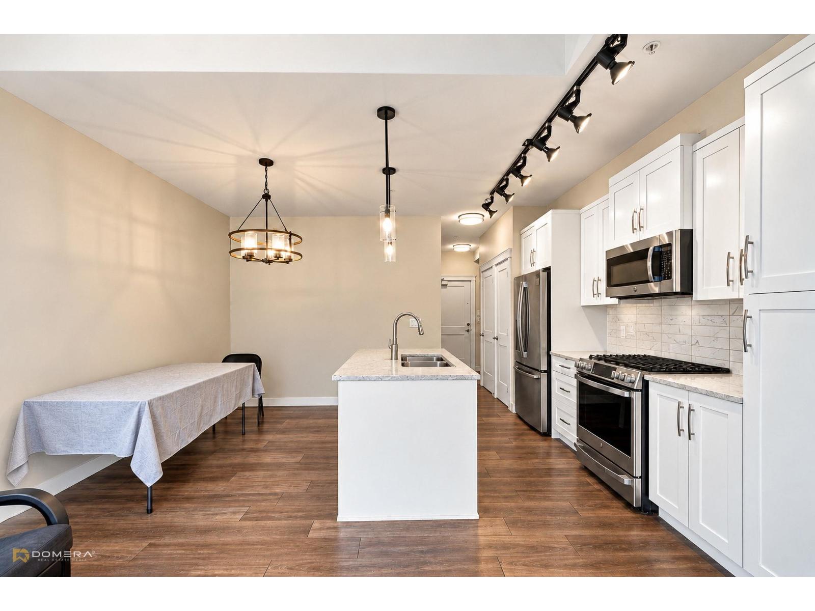 602 11077 Ravine Road Property Photo 6