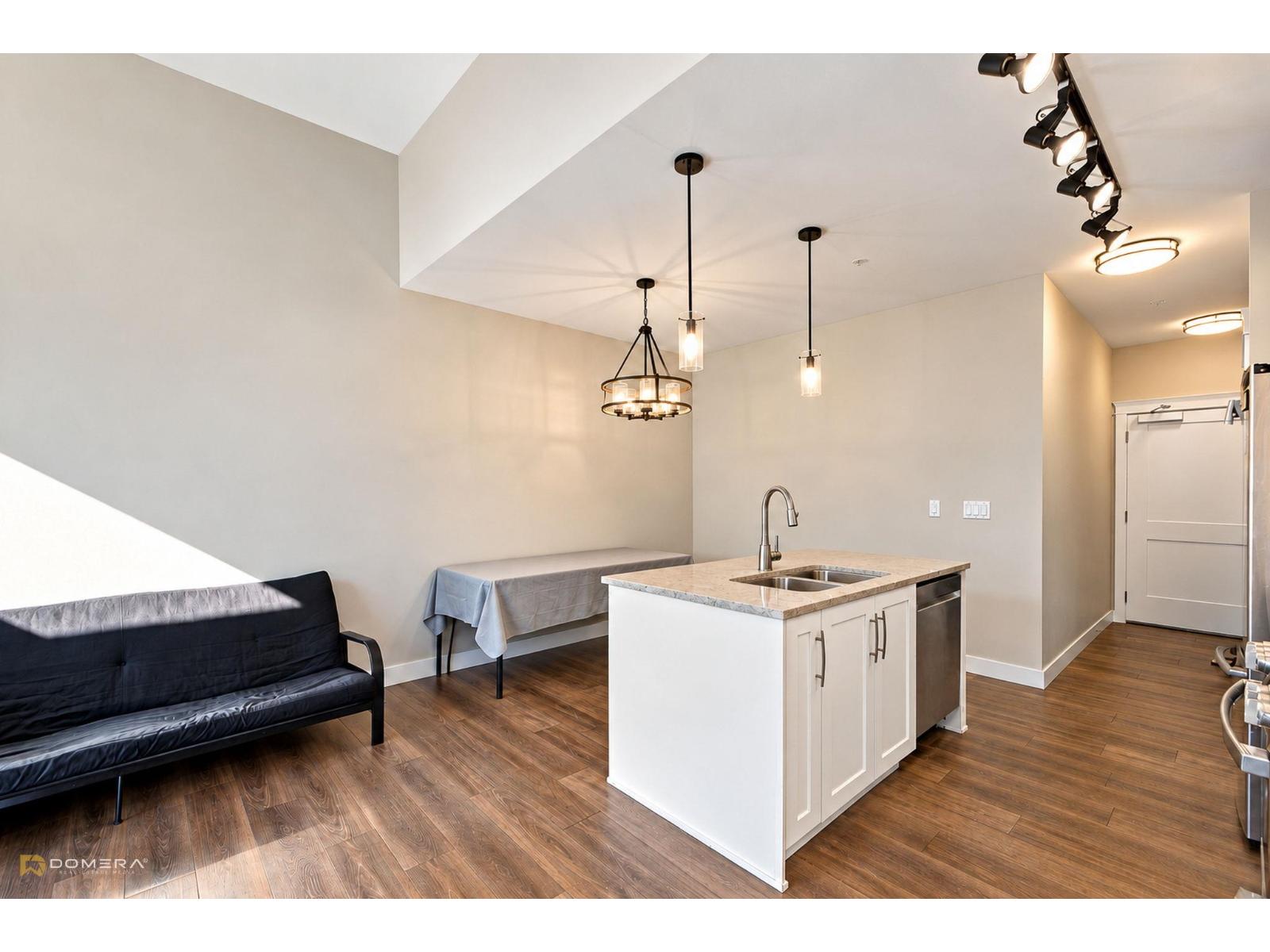 602 11077 Ravine Road Property Photo 8