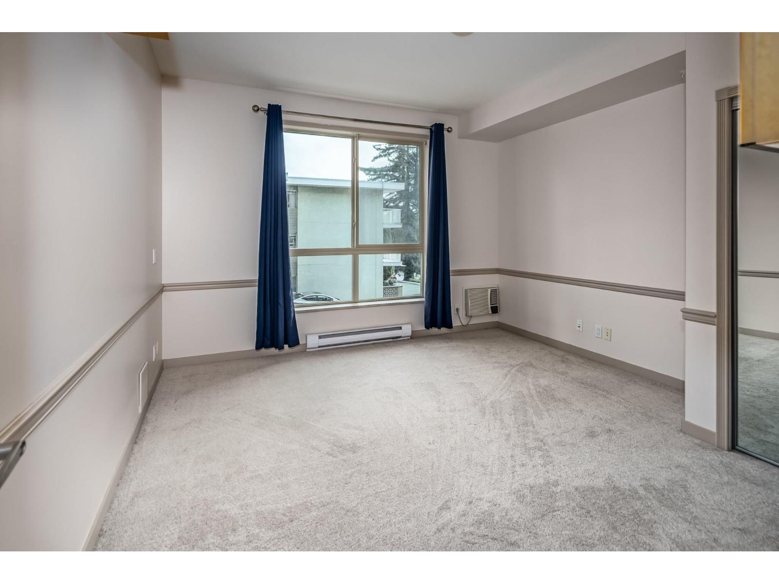 207 33485 South Fraser Way Property Photo 22