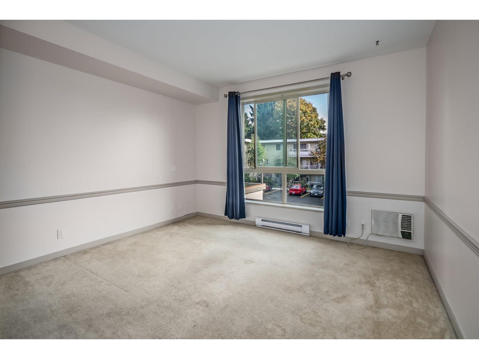 207 33485 South Fraser Way Property Photo 32