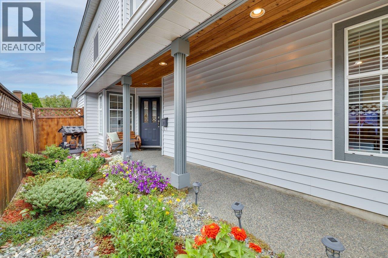 4463 Dawn Place Property Photo 3