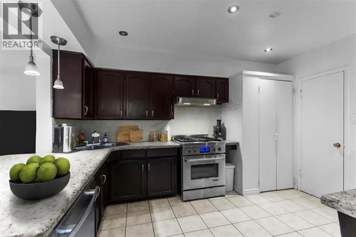 410 Hadden Drive Property Photo 10