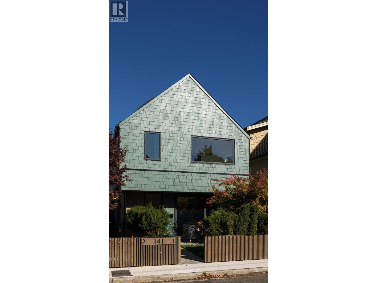 1 141 E 22nd Avenue Property Photo 1