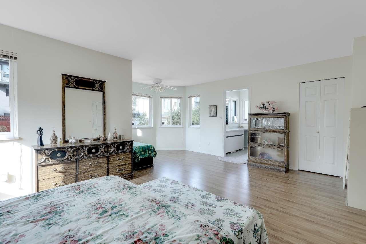 9433 164 Street Property Photo 22