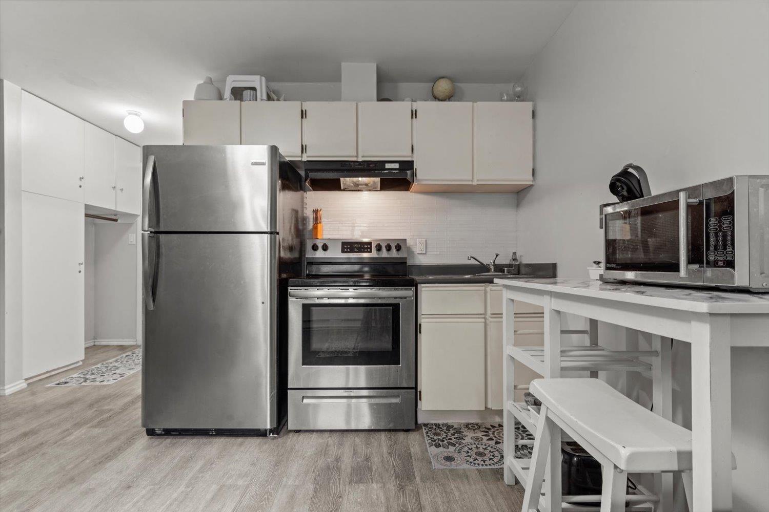 450 Esplanade Avenue #1 Property Photo 16