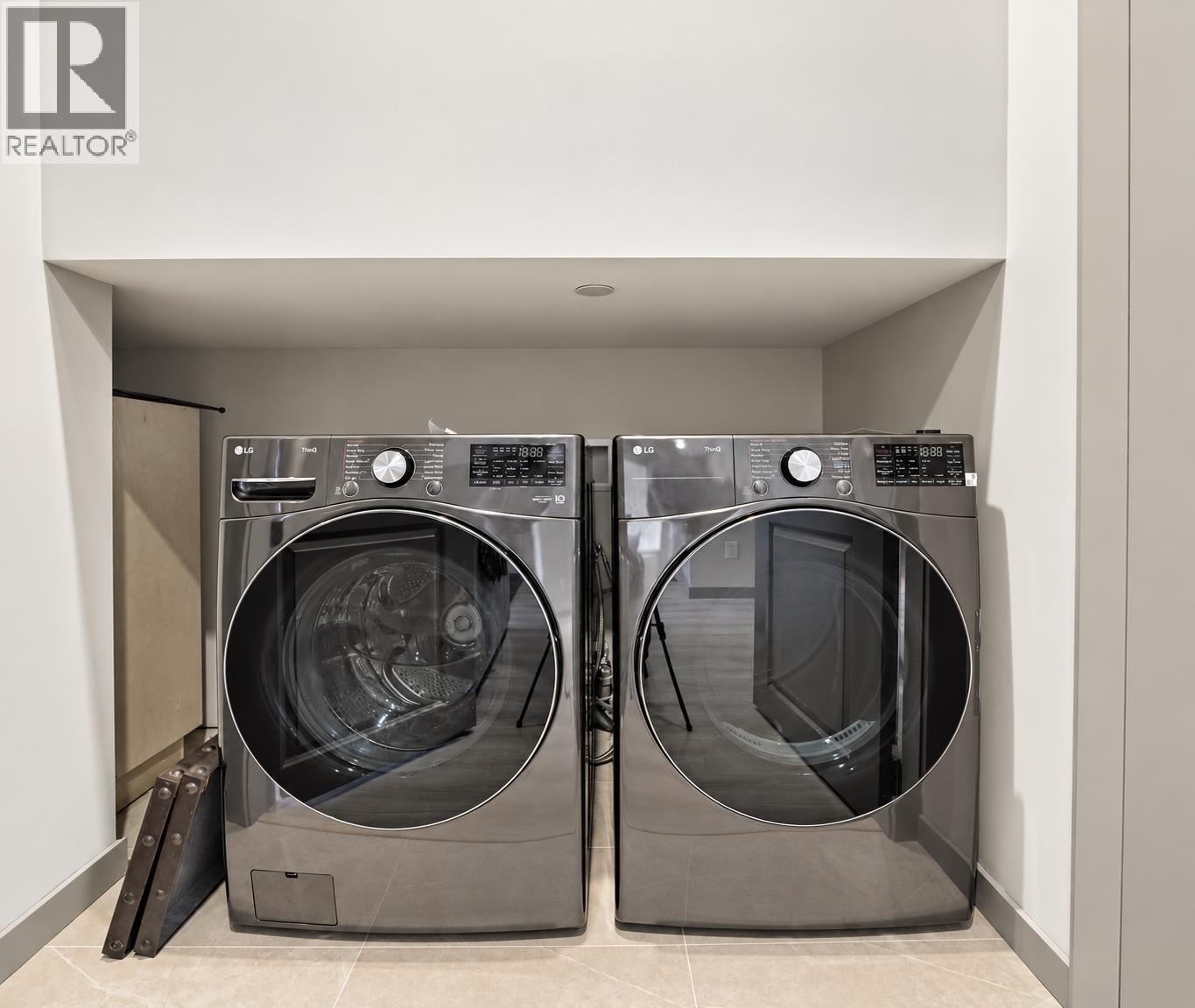 1 11055 Cameron Court Property Photo 24