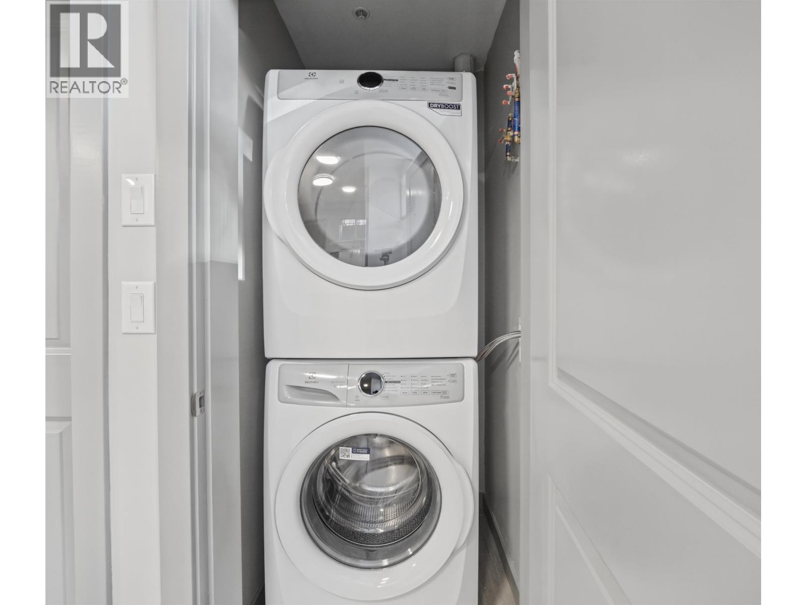 1 11055 Cameron Court Property Photo 39