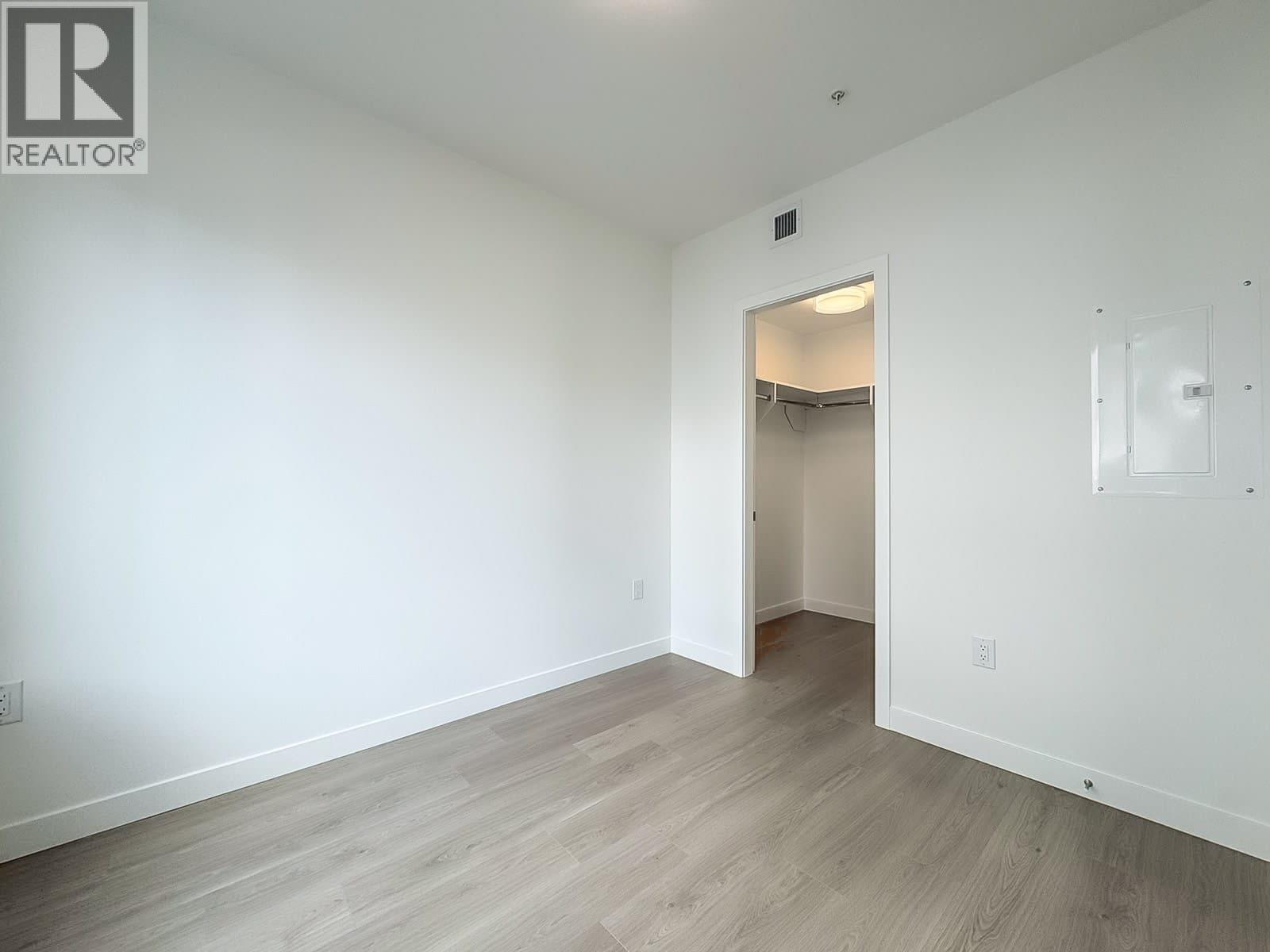 202 588 Harrison Drive Property Photo 10