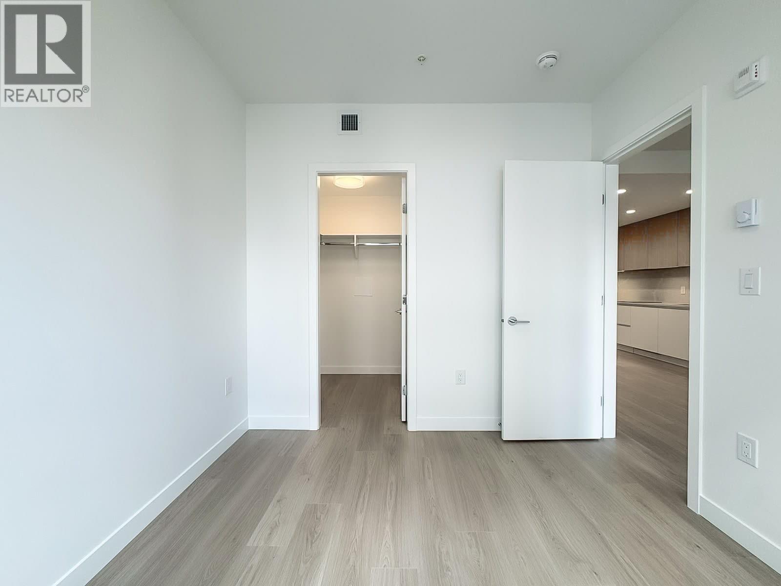 202 588 Harrison Drive Property Photo 11