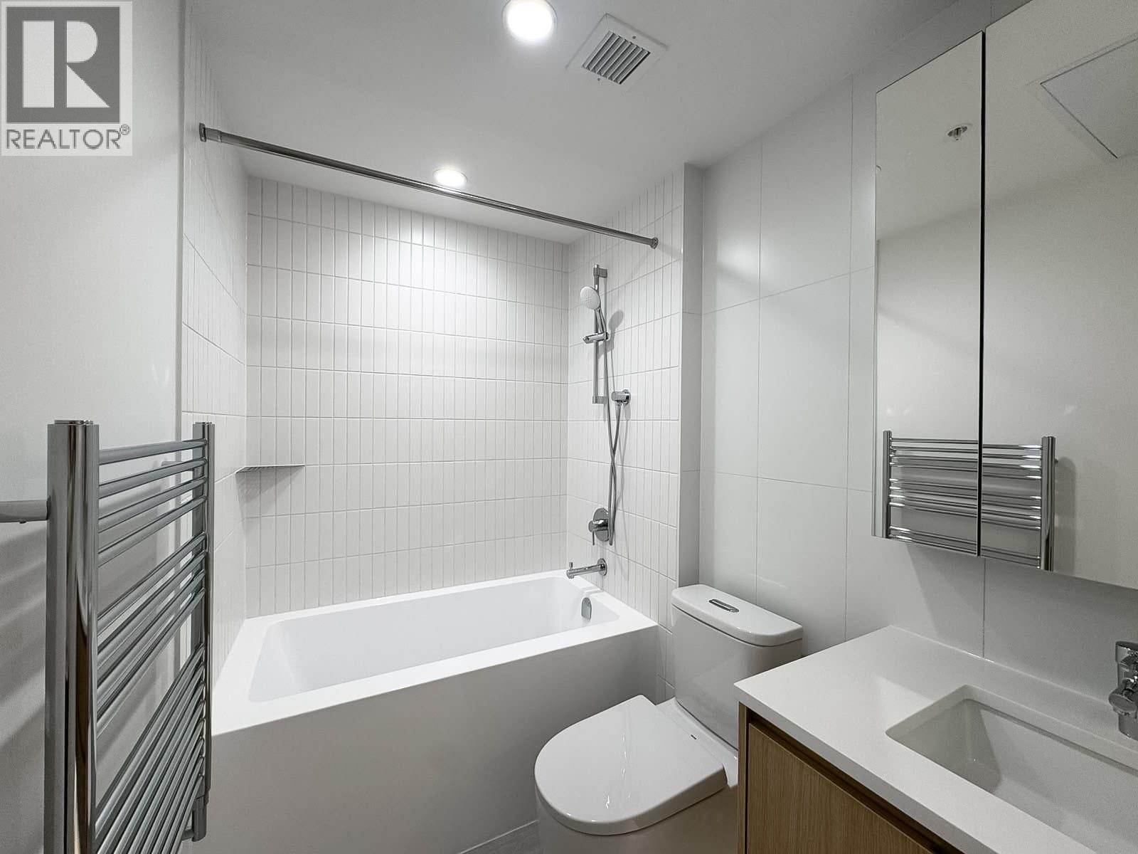 202 588 Harrison Drive Property Photo 12