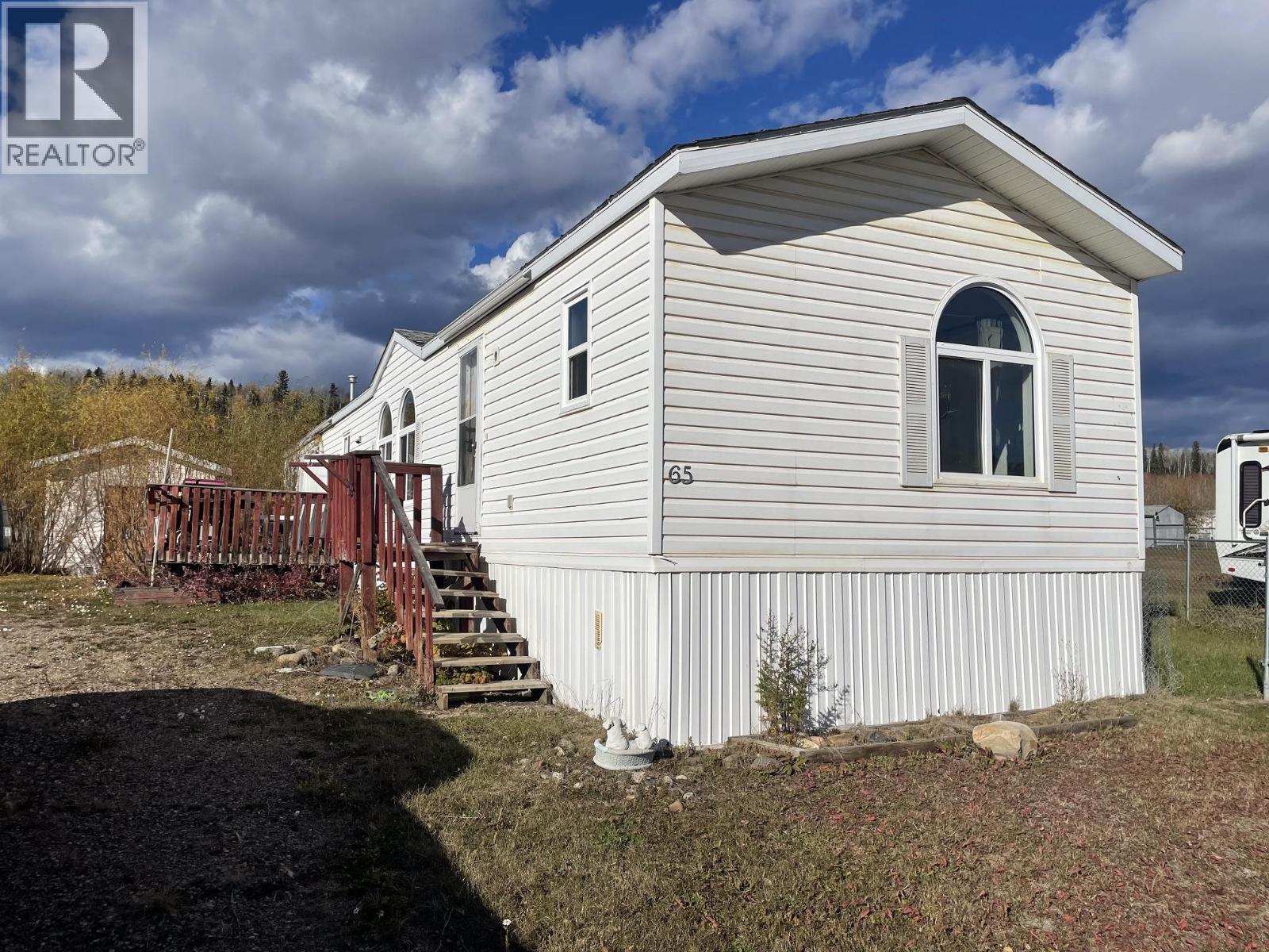 65 5701 Airport Drive Property Photo 2