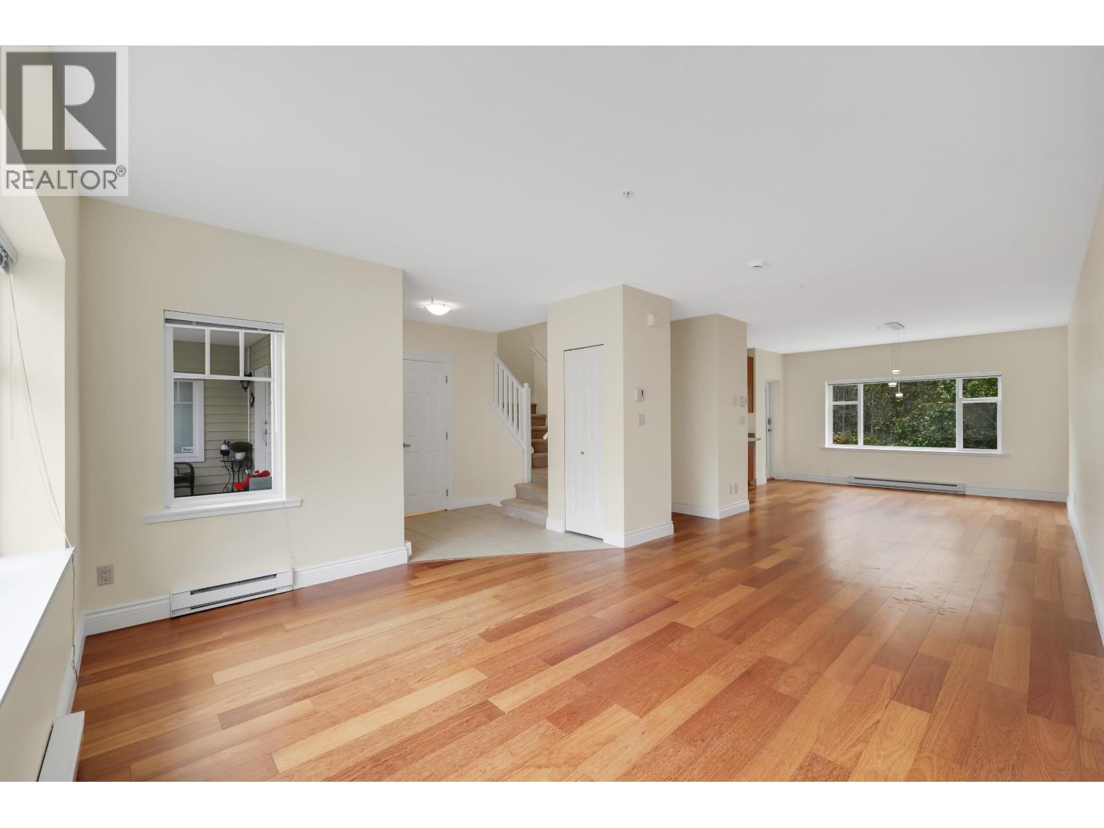 15 1200 Edgewater Drive Property Photo 4
