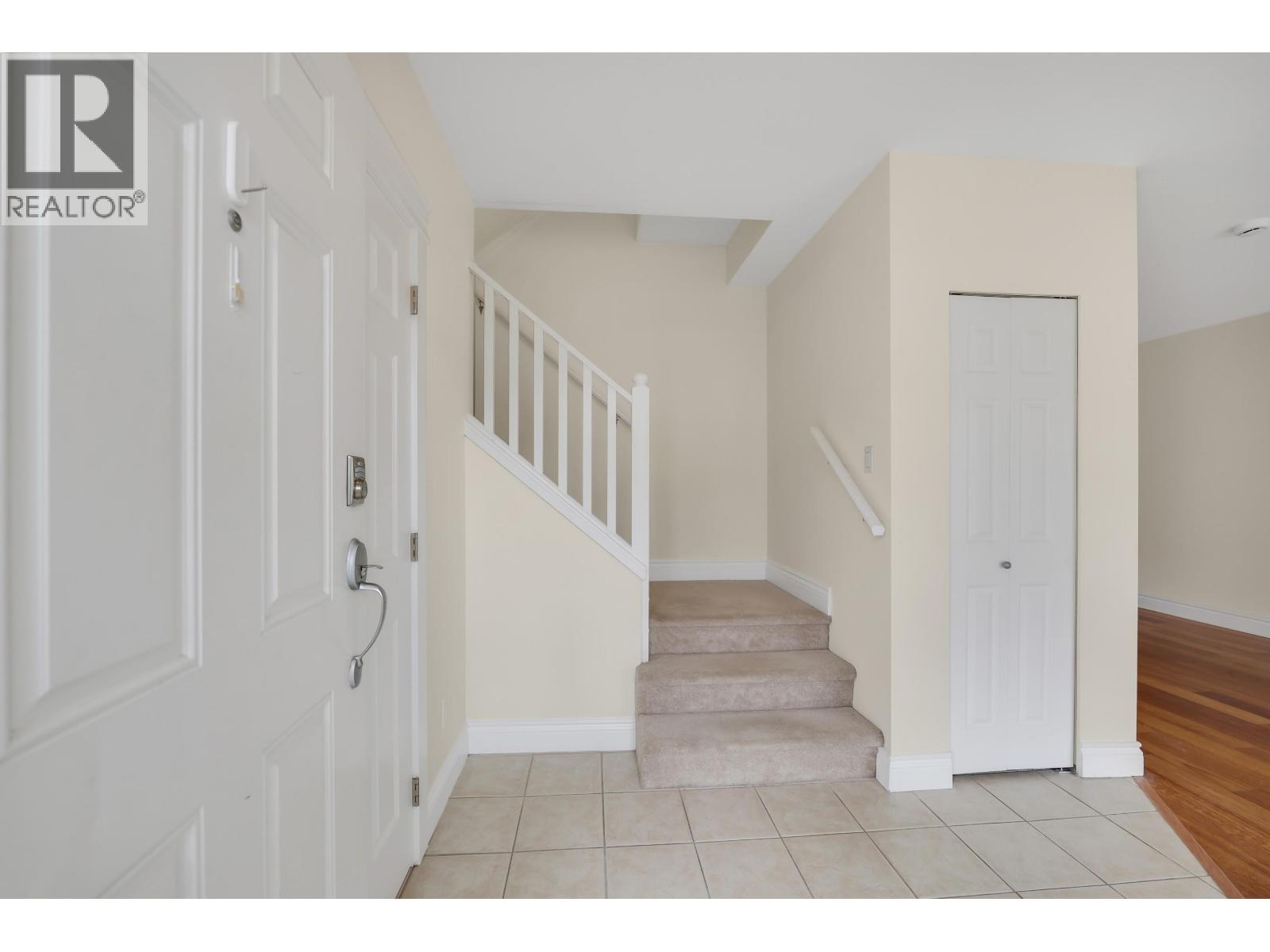 15 1200 Edgewater Drive Property Photo 11