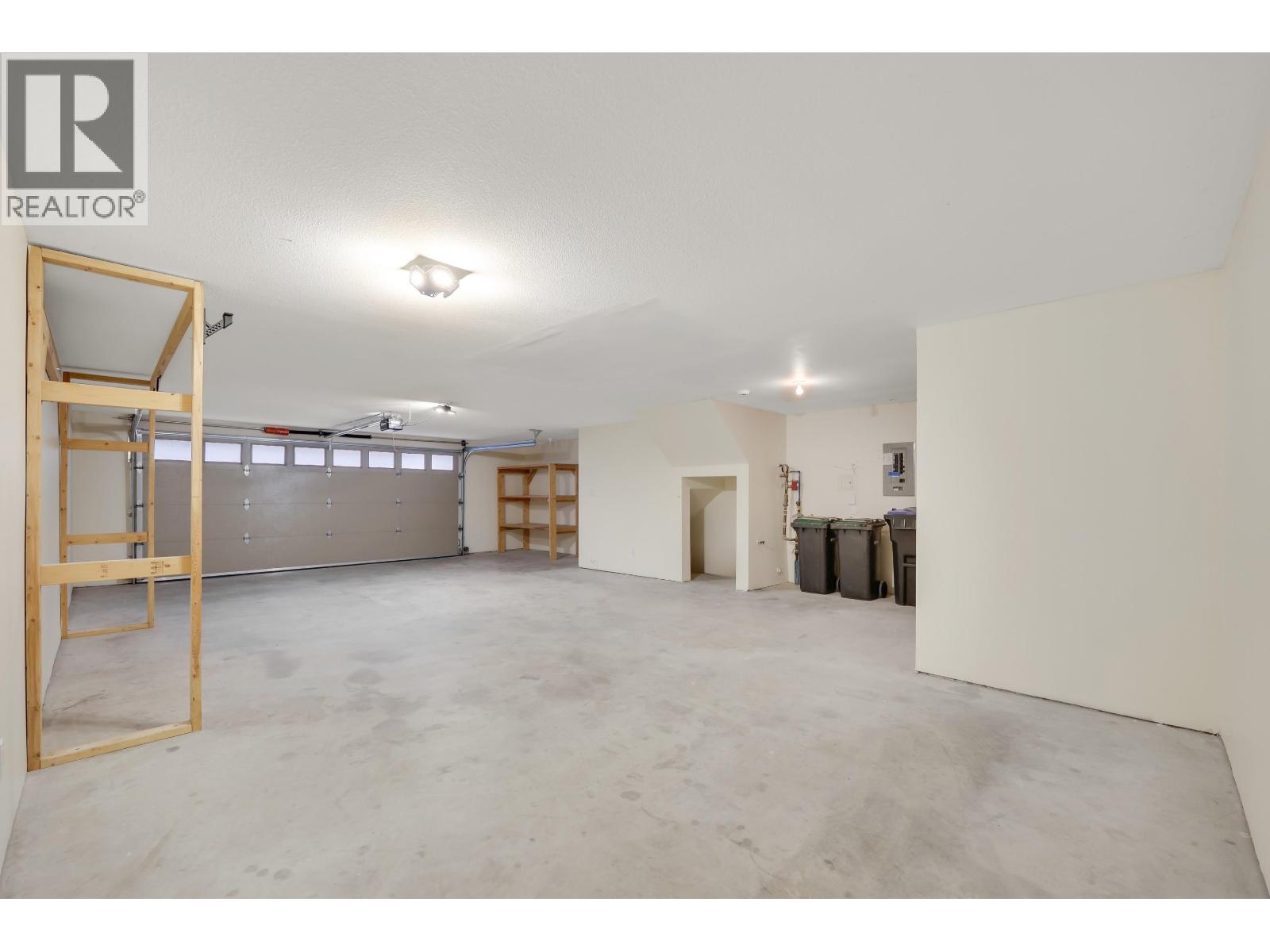 15 1200 Edgewater Drive Property Photo 32