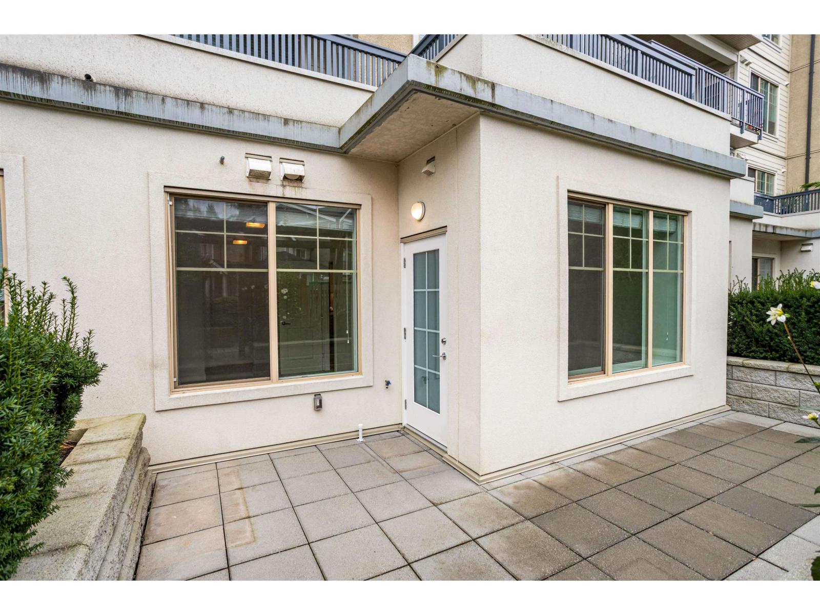 B104 20487 65 Avenue Property Photo 9