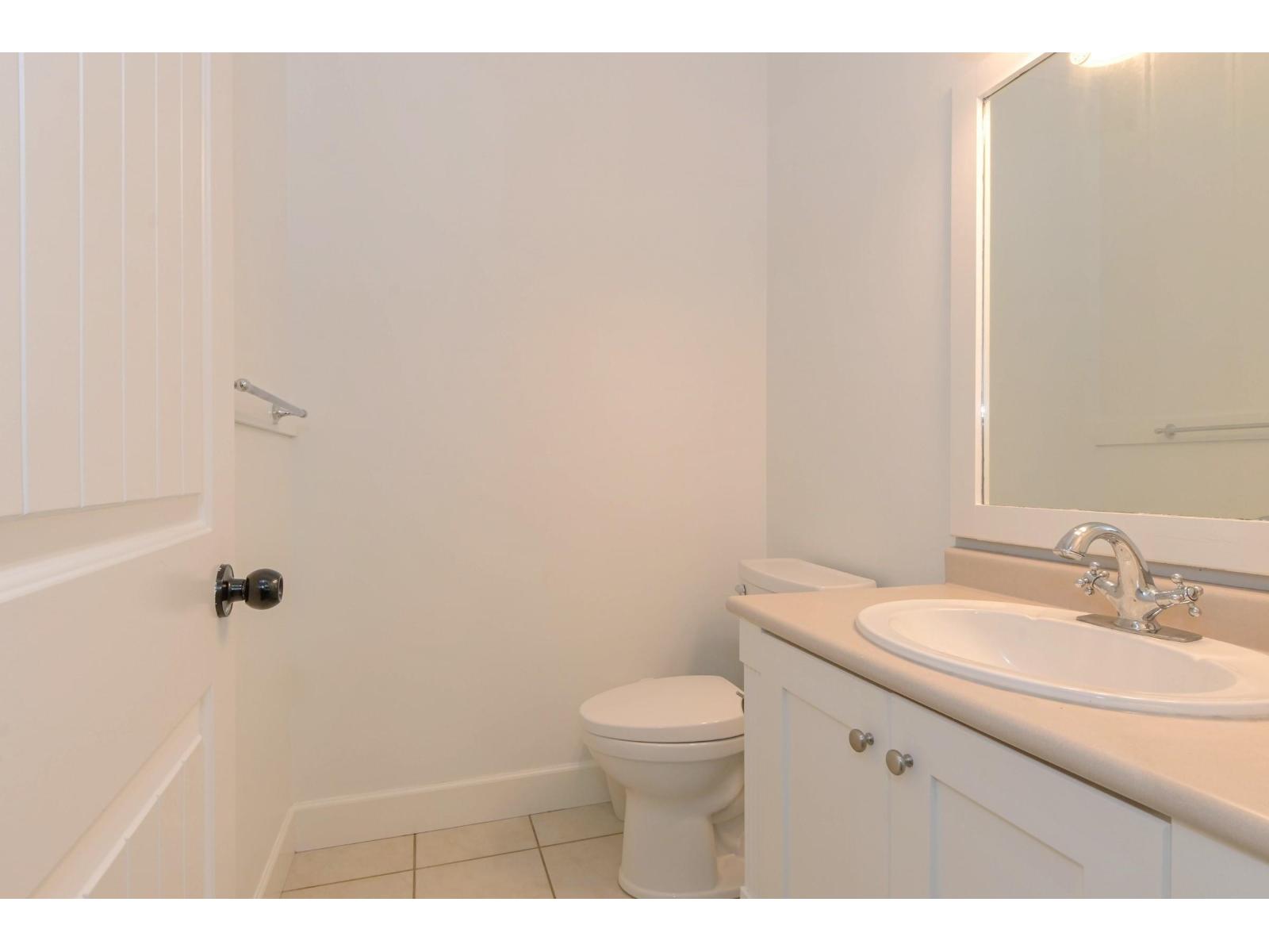 21686 93 Avenue Property Photo 13