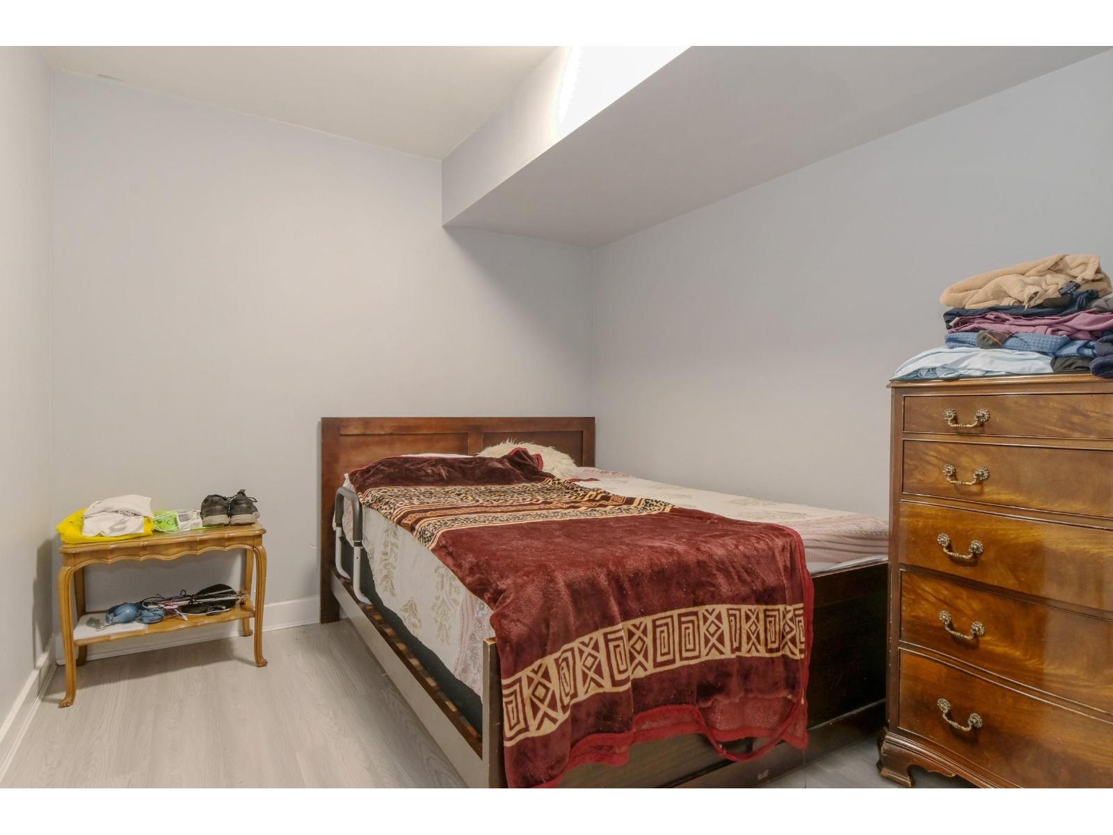 21686 93 Avenue Property Photo 29