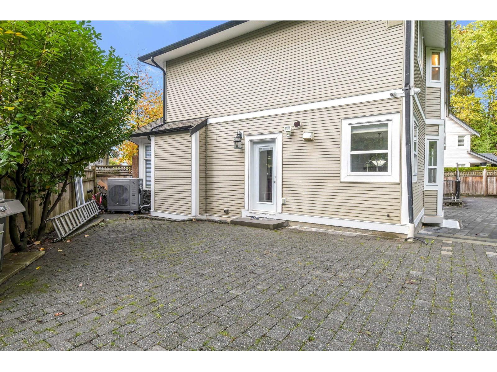 21686 93 Avenue Property Photo 33