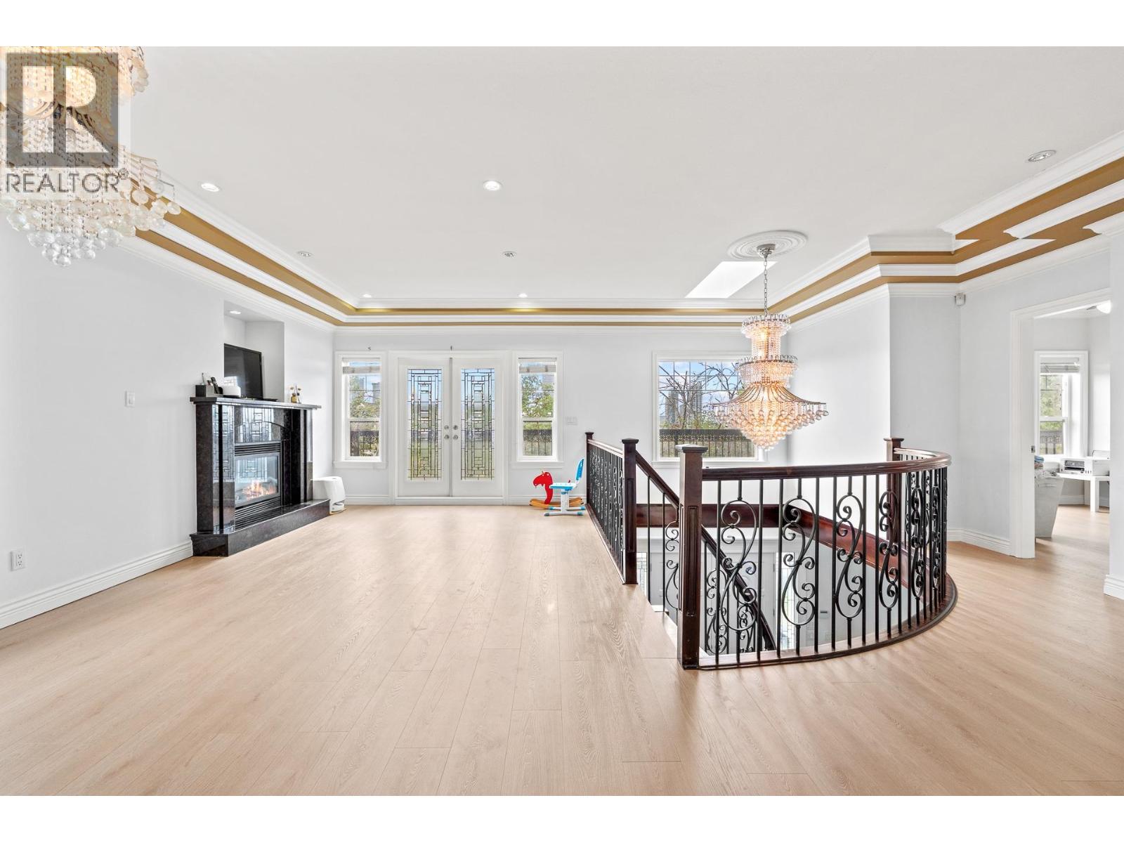 4581 Parker Street Property Photo 7
